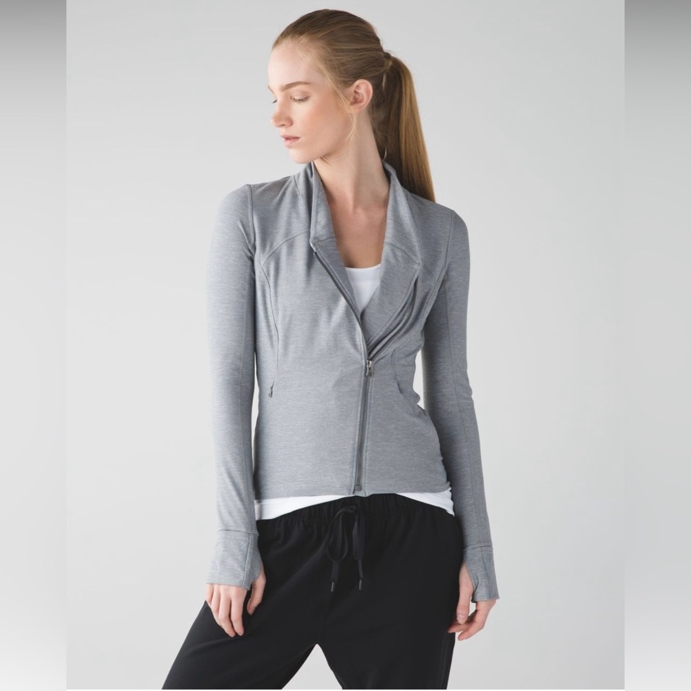 Lululemon Precision Jacket Heathered
Battleship Gray Asymmetrical Full Zipper 4